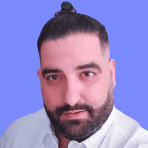 צילום של ליאור באייר, שותף ובעלים בסטודיו דוביז